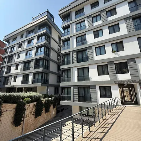In Besiktas Apartment